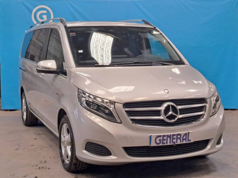 MERCEDES-BENZ V220 CDI AVANTGARD AUTO completo