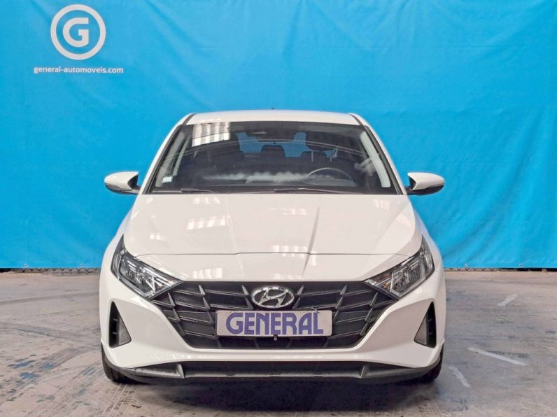 HYUNDAI i 20 1.2 CONFORT completo