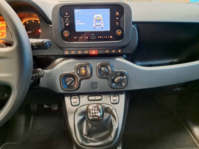 FIAT PANDA 1.0 HYBRID completo