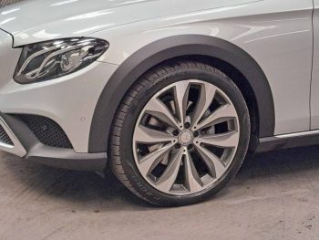 MERCEDES-BENZ E 220D ALL TERRAIN 4MATIC completo