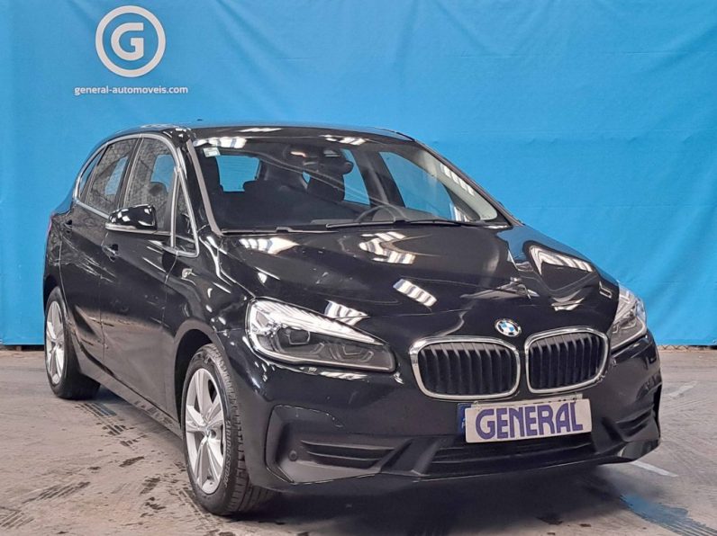 BMW 225XE ACTIVE TOURER completo